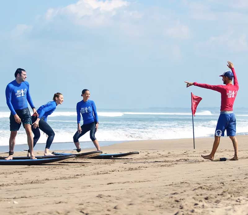 moniteur école de surf au sri lanka